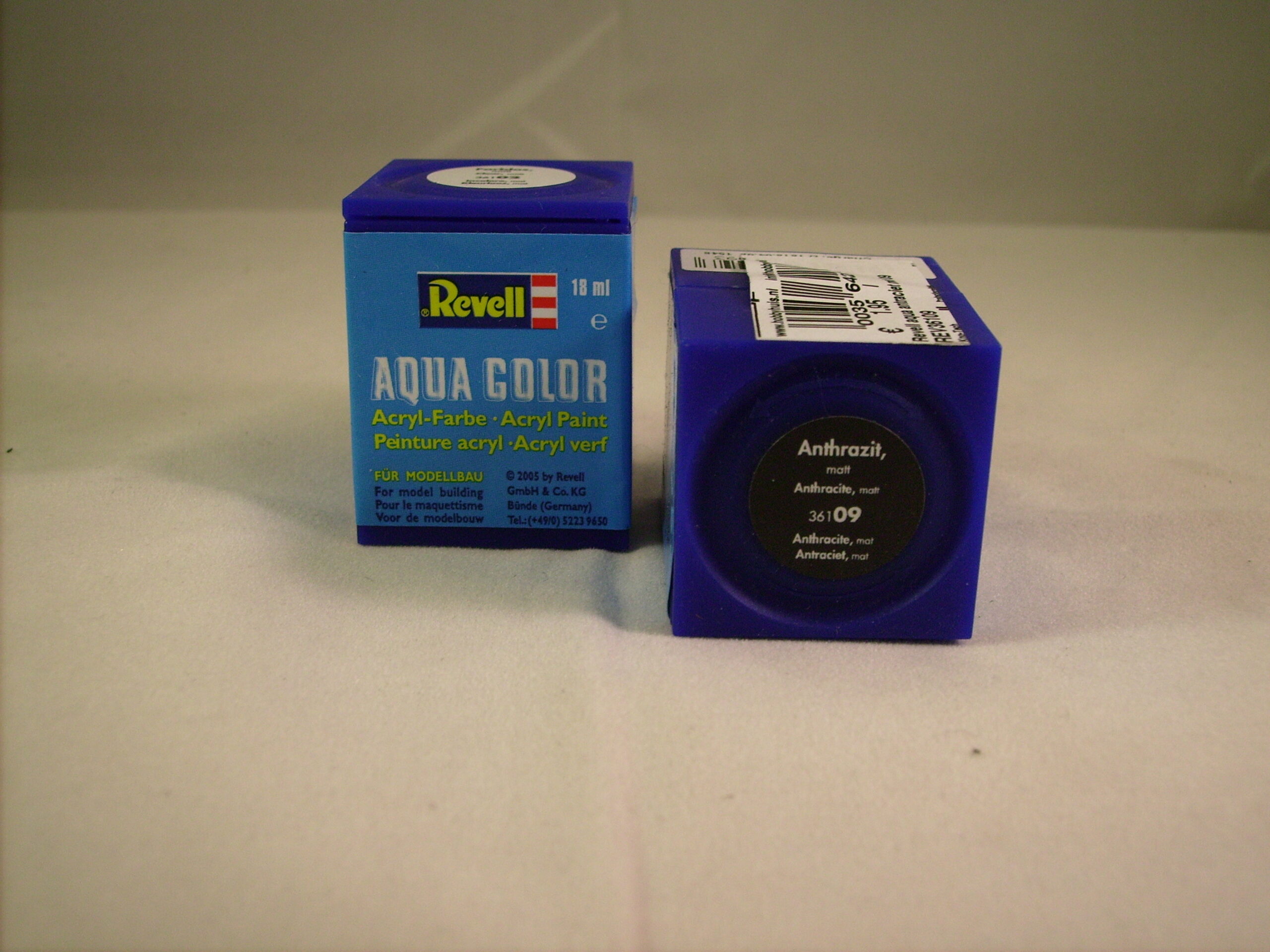 Revell aqua antraciet mat 09