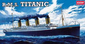 Titanic 1:400